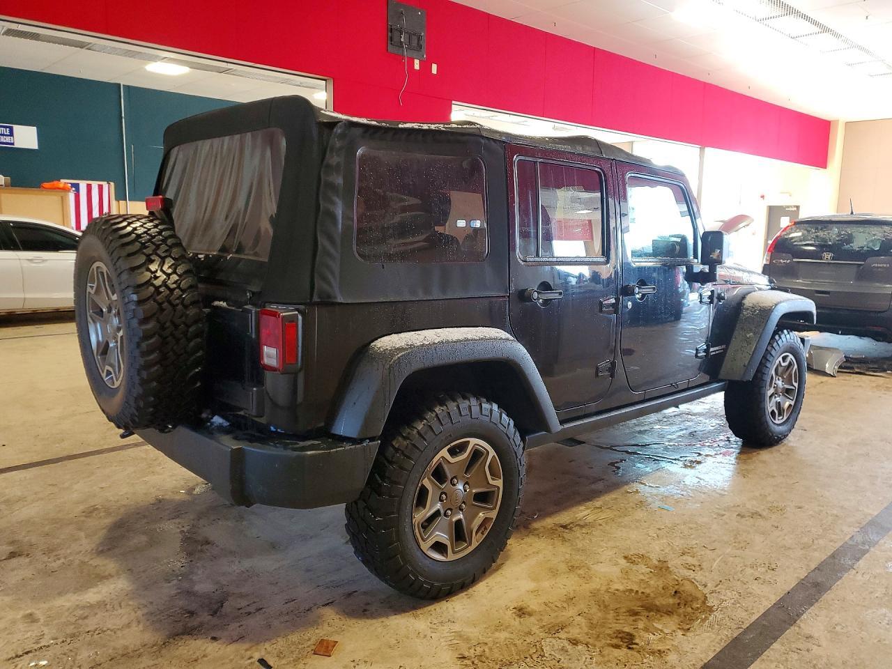 2014 Jeep Wrangler Unlimited Rubicon - zdjęcie 3