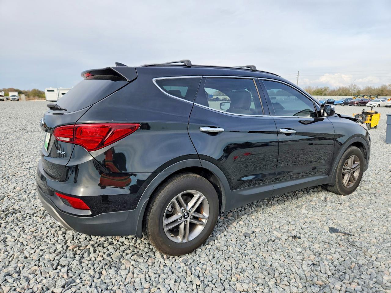 2017 Hyundai Santa Fe Sport 2.4L - zdjęcie 3