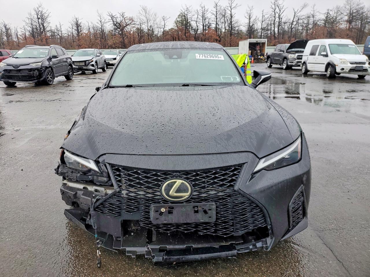 2021 Lexus Is 300 - zdjęcie 5