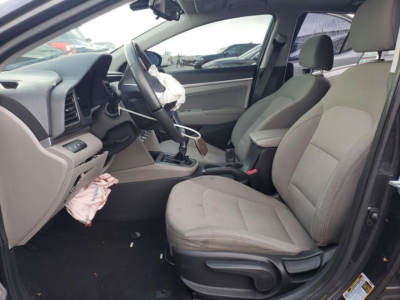 2020 Hyundai Elantra Sel - zdjęcie 7