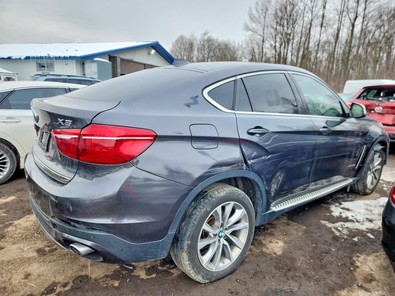 2015 BMW X6 xDrive35I - zdjęcie 3