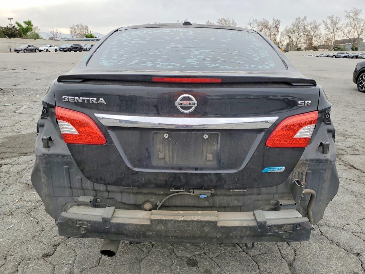 2014 Nissan Sentra S - zdjęcie 6