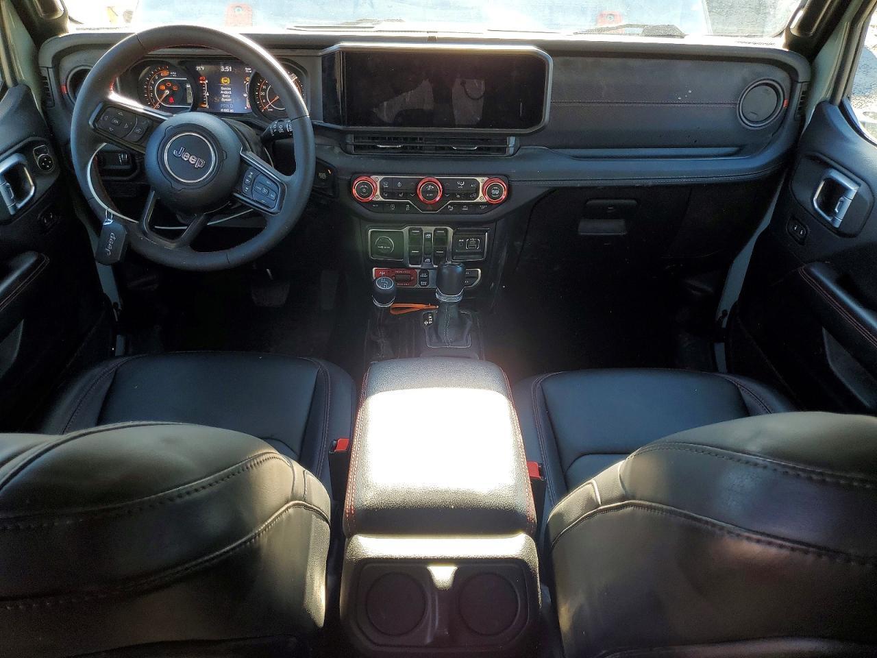 2024 Jeep Wrangler Rubicon - zdjęcie 8