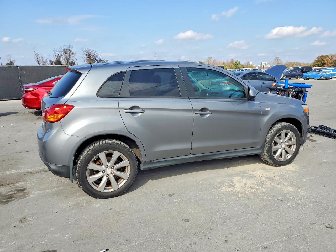 2015 Mitsubishi Outlander Sport Es - zdjęcie 3