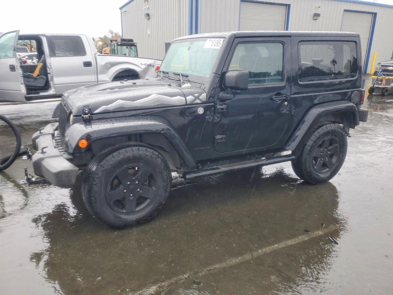 2015 Jeep Wrangler Sahara - zdjęcie główne