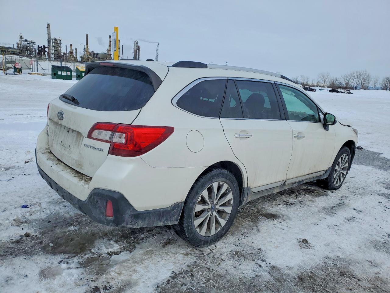 2019 Subaru Outback Touring - zdjęcie 3