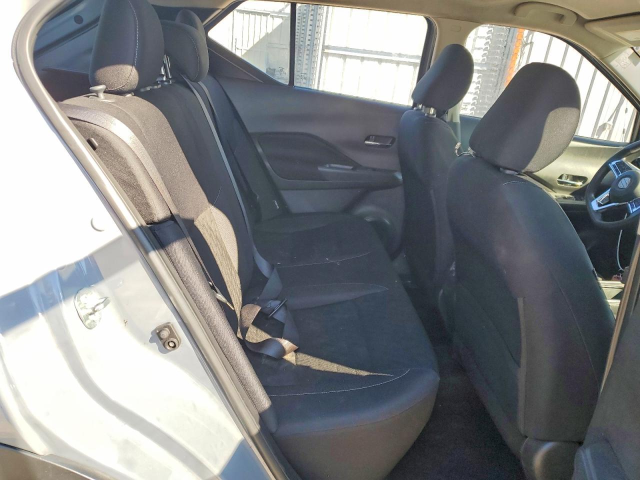 2023 Nissan Kicks Sv - zdjęcie 11