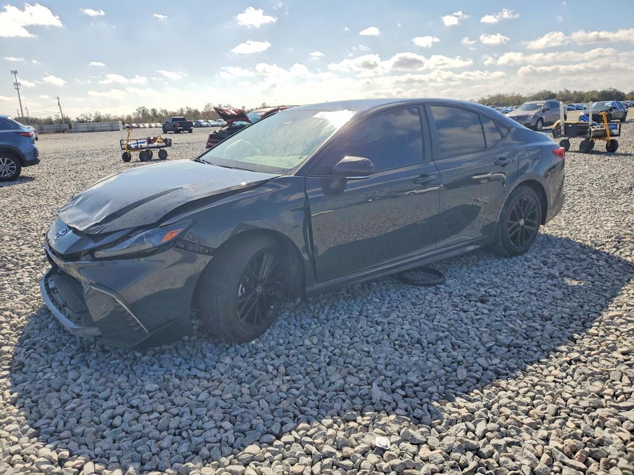 2026 Toyota Camry Xse - zdjęcie główne