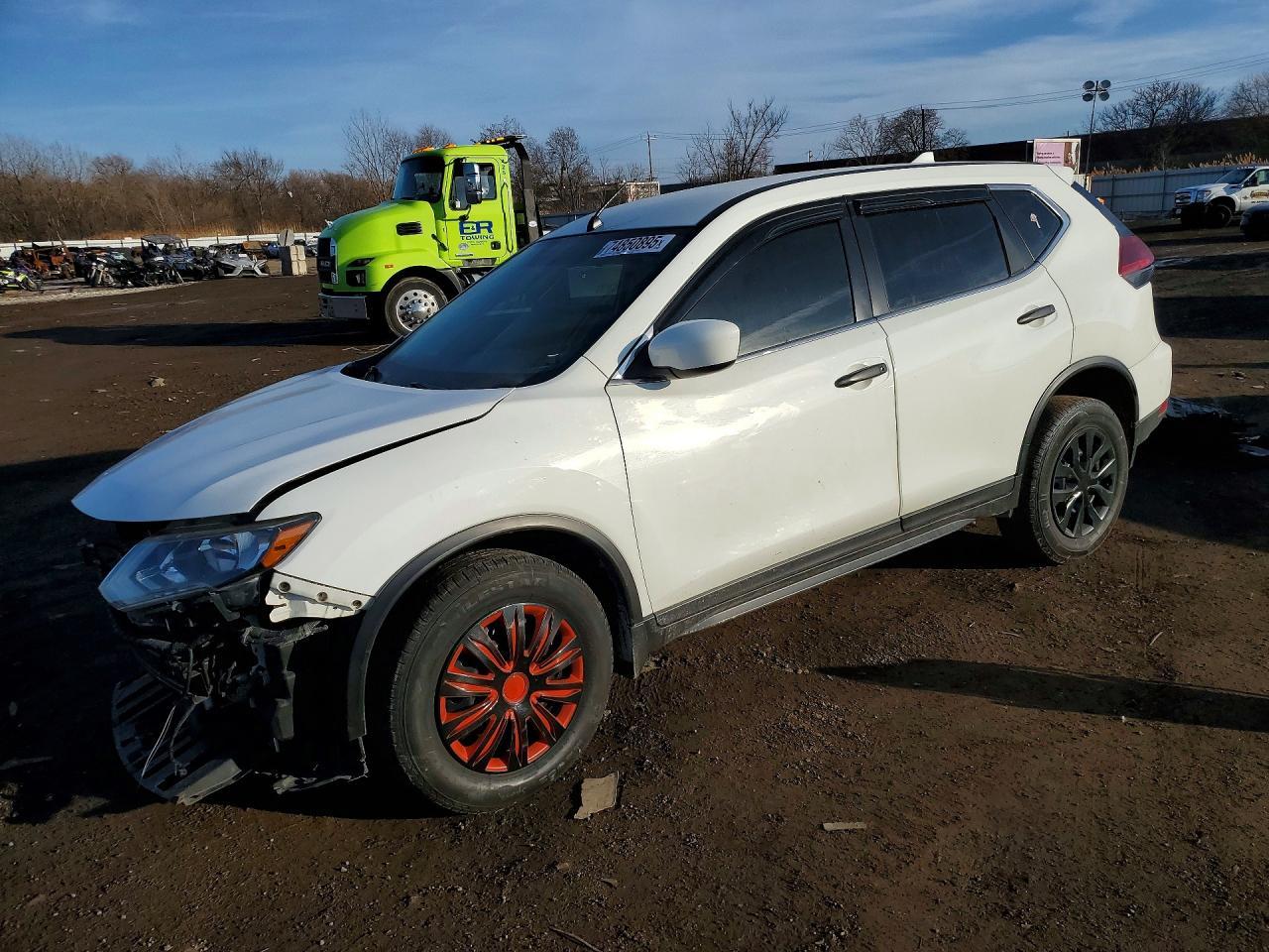 2018 Nissan Rogue S - zdjęcie główne
