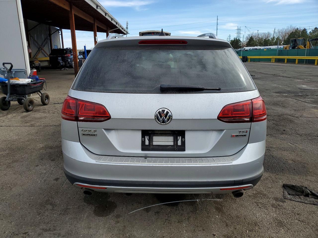 2017 Volkswagen Golf Alltrack S - zdjęcie 6