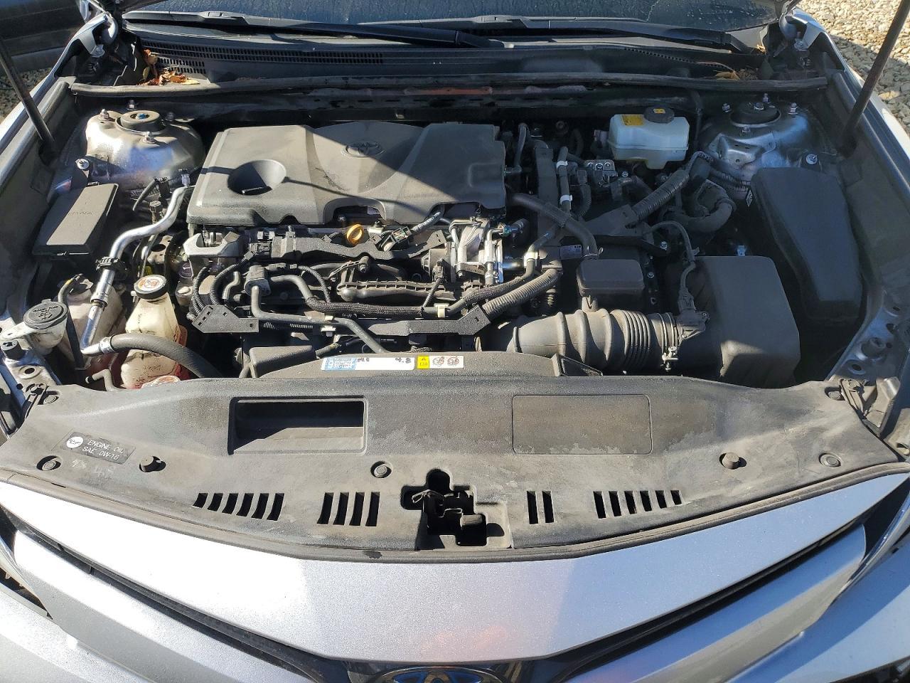 2018 Toyota Camry Hybrid - zdjęcie 11