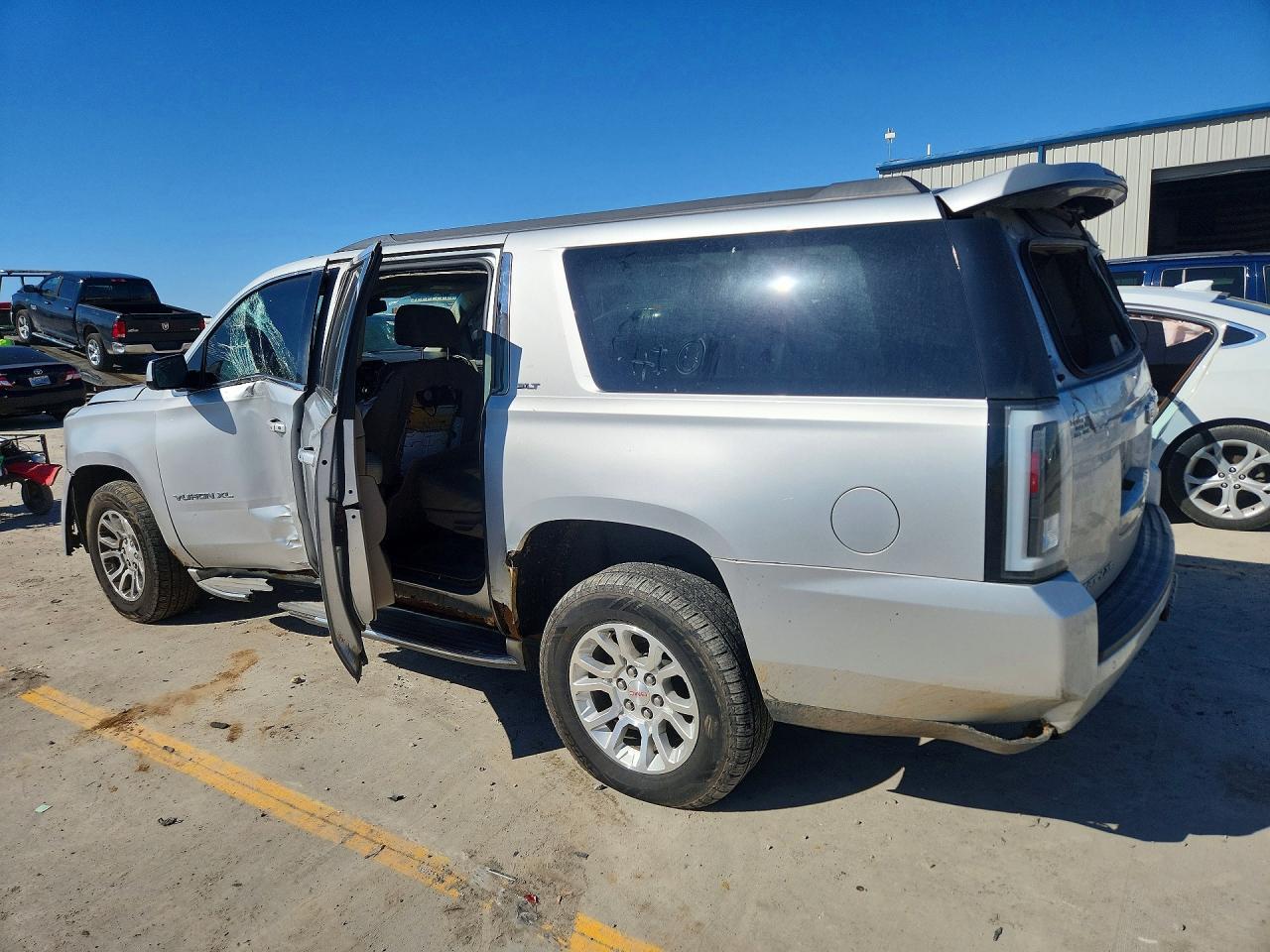 2015 GMC Yukon Xl K1500 Slt - zdjęcie 2