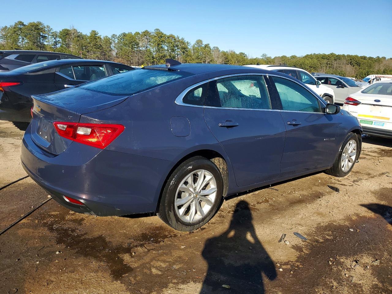 2025 Chevrolet Malibu Lt - zdjęcie 3