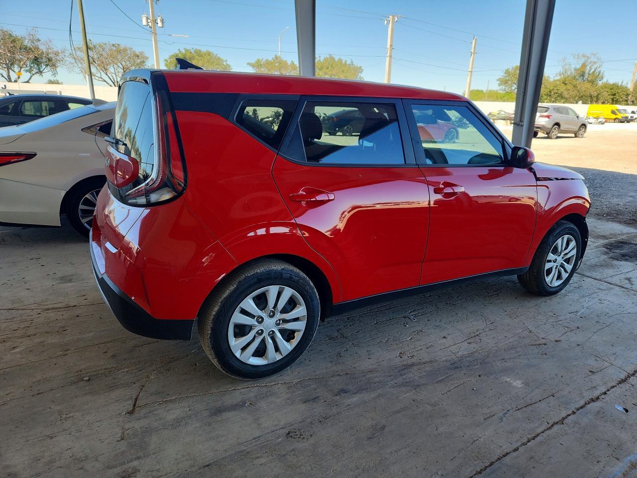 2024 Kia Soul Lx - zdjęcie 3