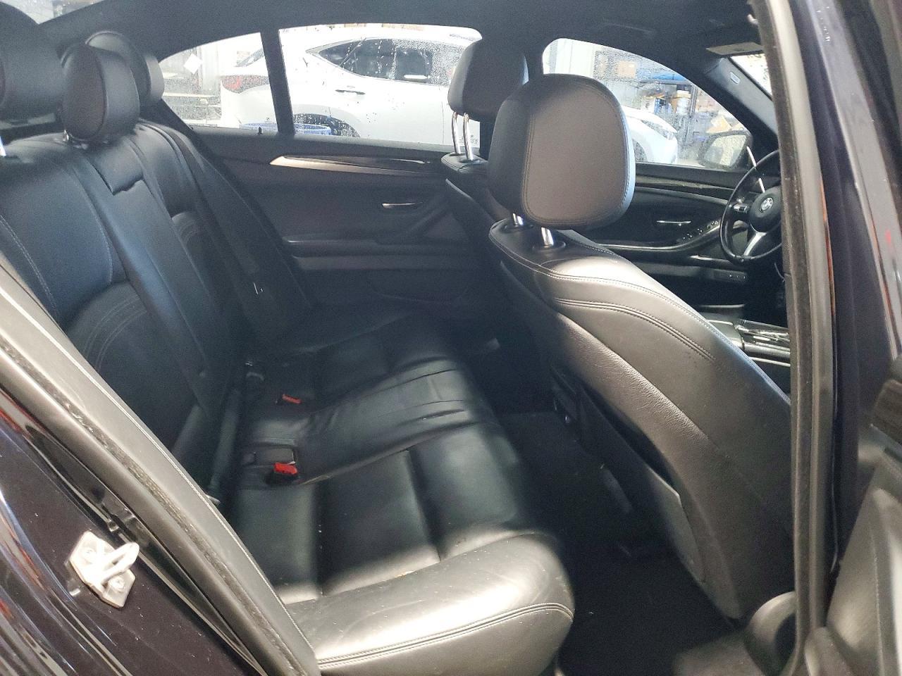 2016 BMW 528 I - zdjęcie 10