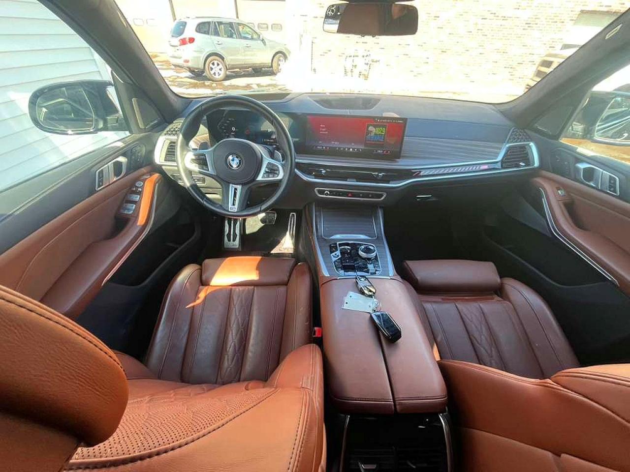 2025 BMW X7 M60I - zdjęcie 6