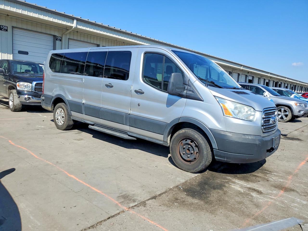 2015 Ford Transit T-350 - zdjęcie 4