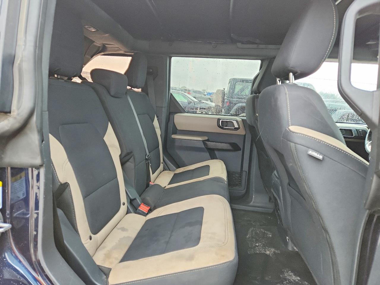 2021 Ford Bronco Base - zdjęcie 11