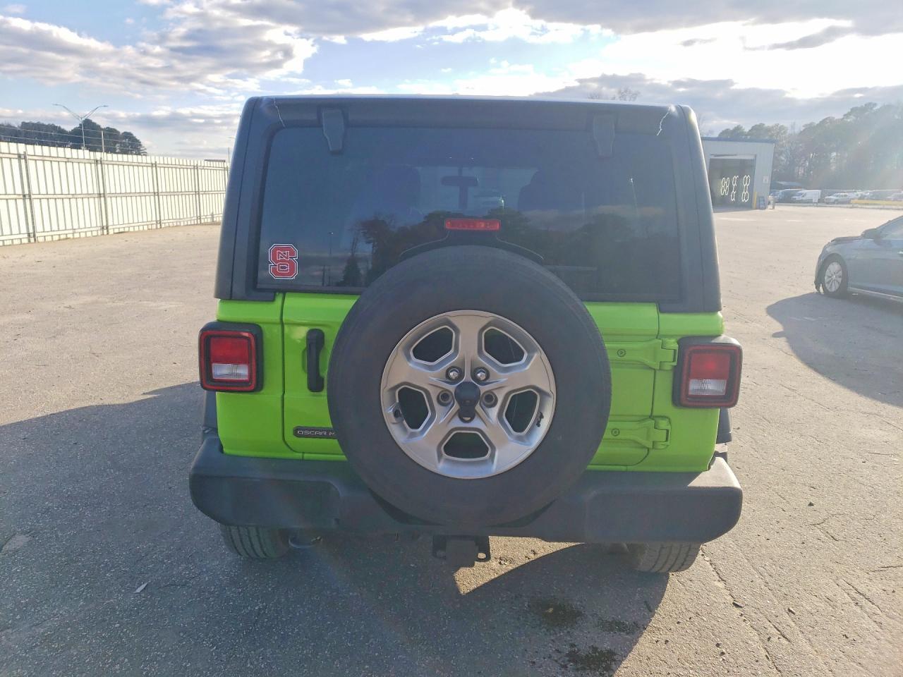 2021 Jeep Wrangler Unlimited Sport - zdjęcie 6