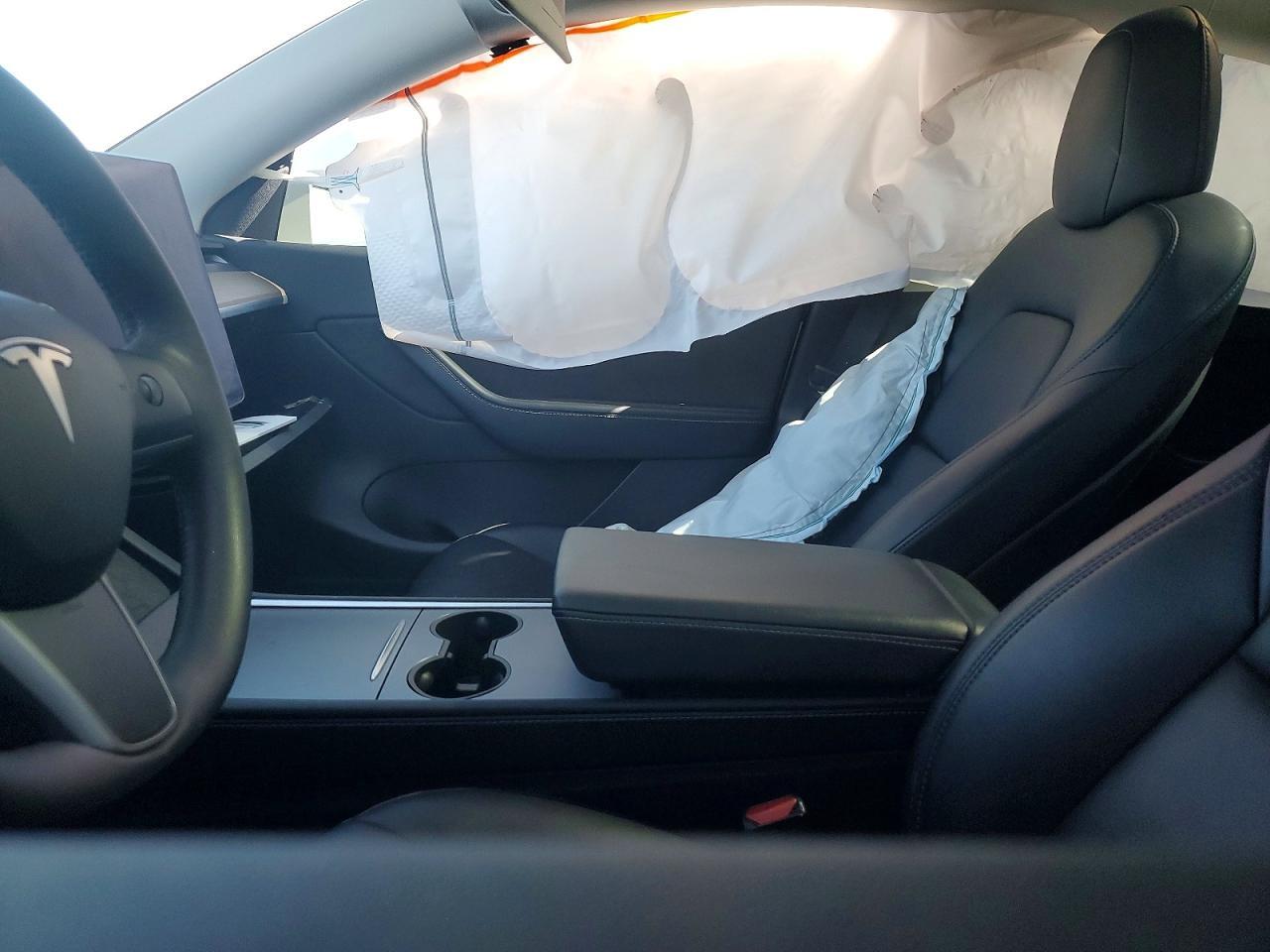 2022 Tesla Model Y - zdjęcie 7