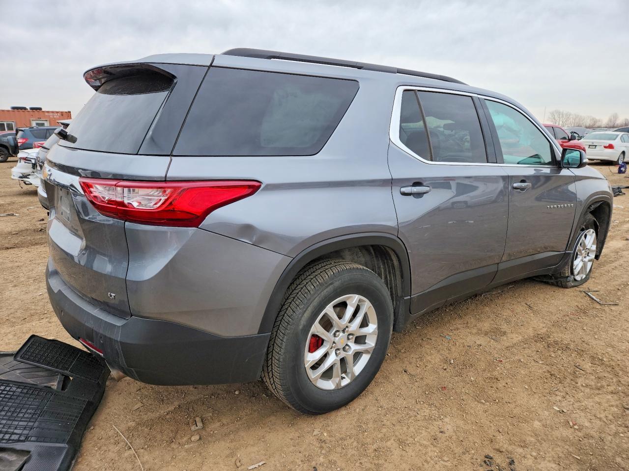 2021 Chevrolet Traverse Lt - zdjęcie 3