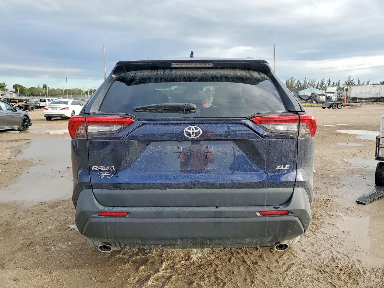 2023 Toyota Rav4 Xle Premium - zdjęcie 6
