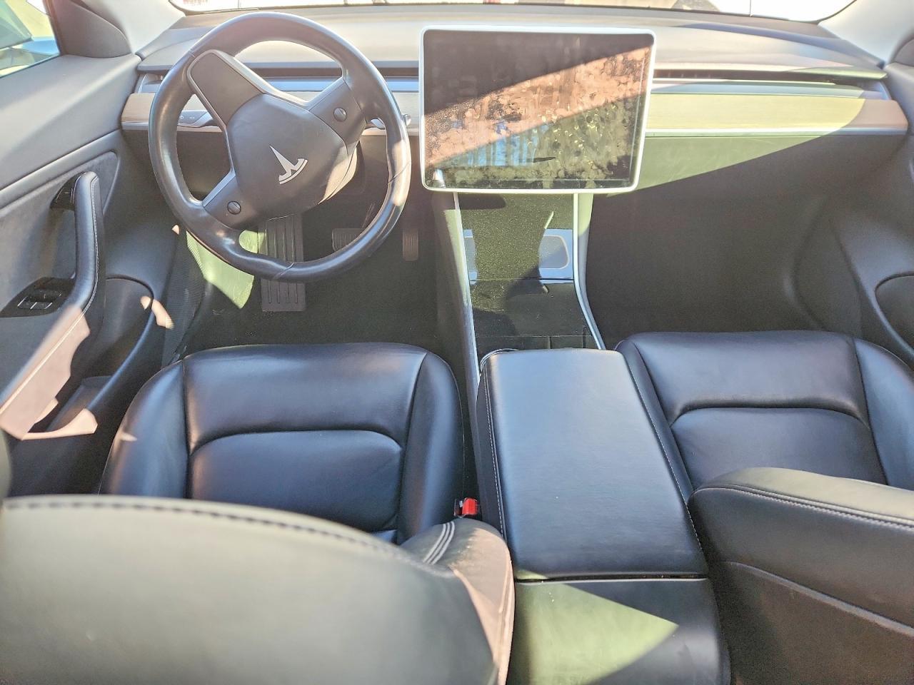 2018 Tesla Model 3 - zdjęcie 8