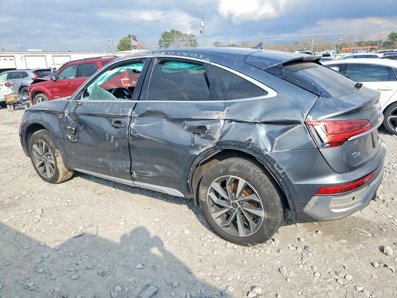 2022 Audi Q5 Sportback Prm Pls 45 - zdjęcie 2