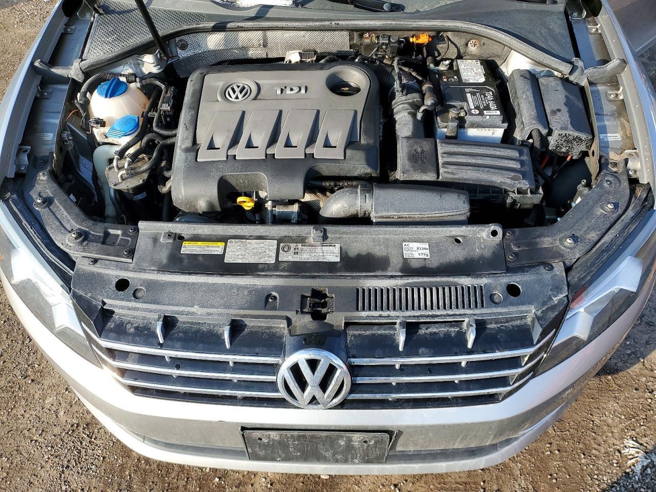 2014 Volkswagen Passat Sel - zdjęcie 11