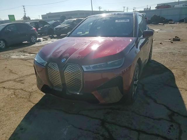 2024 BMW Ix xDrive50 - zdjęcie 14