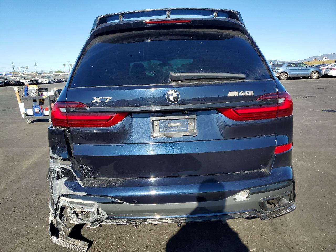 2020 BMW X7 xDrive40I - zdjęcie 6