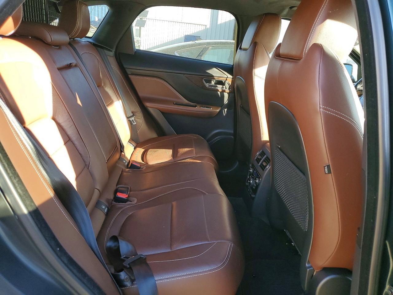 2017 Jaguar F-Pace S - zdjęcie 11