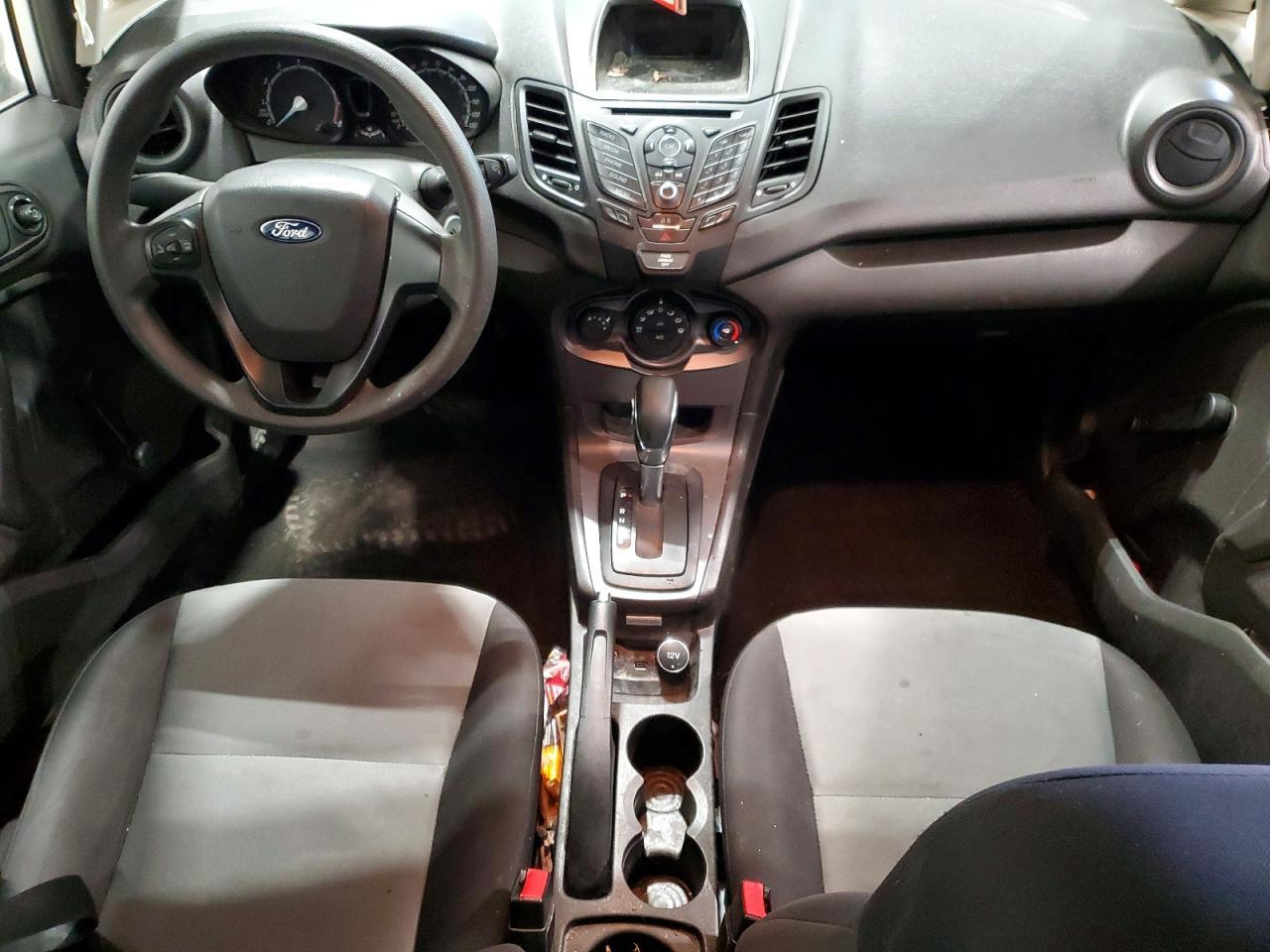 2019 Ford Fiesta S - zdjęcie 8