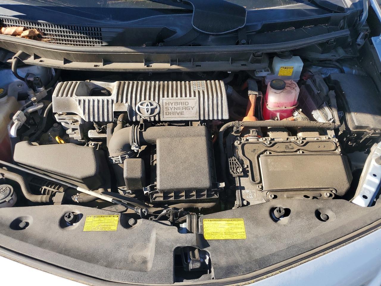 2014 Toyota Prius V Two - zdjęcie 11