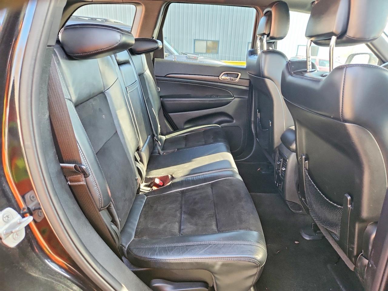 2015 Jeep Grand Cherokee Laredo - zdjęcie 10