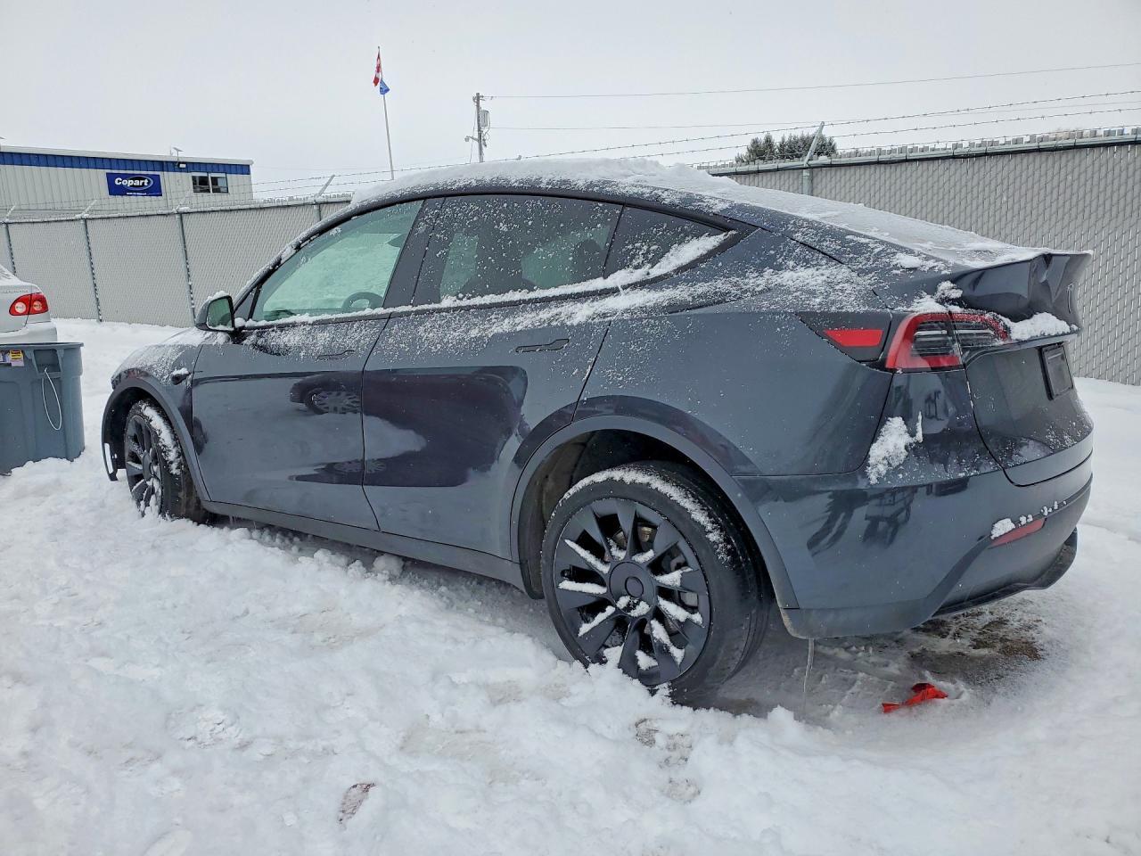 2024 Tesla Model Y - zdjęcie 2