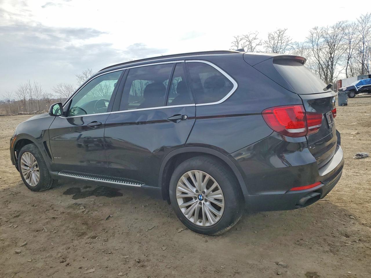 2015 BMW X5 xDrive50I - zdjęcie 2