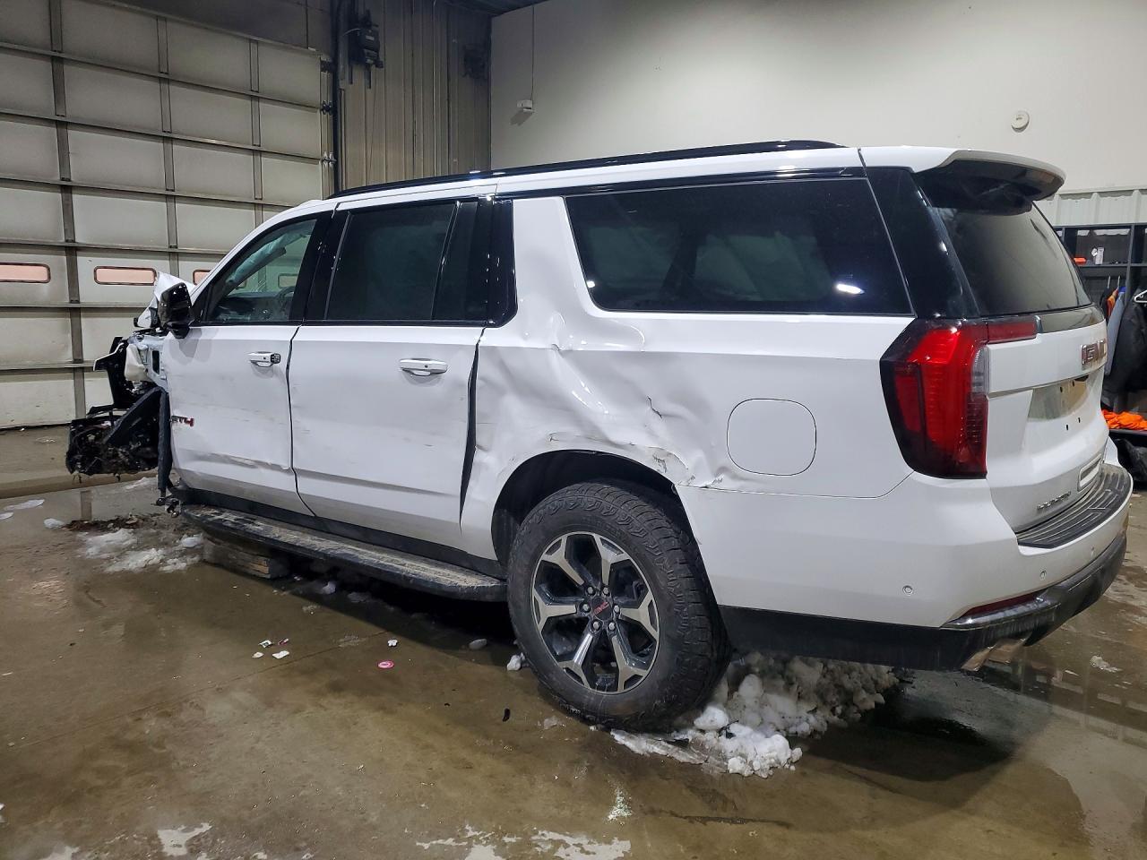 2026 GMC Yukon Xl At4 - zdjęcie 2