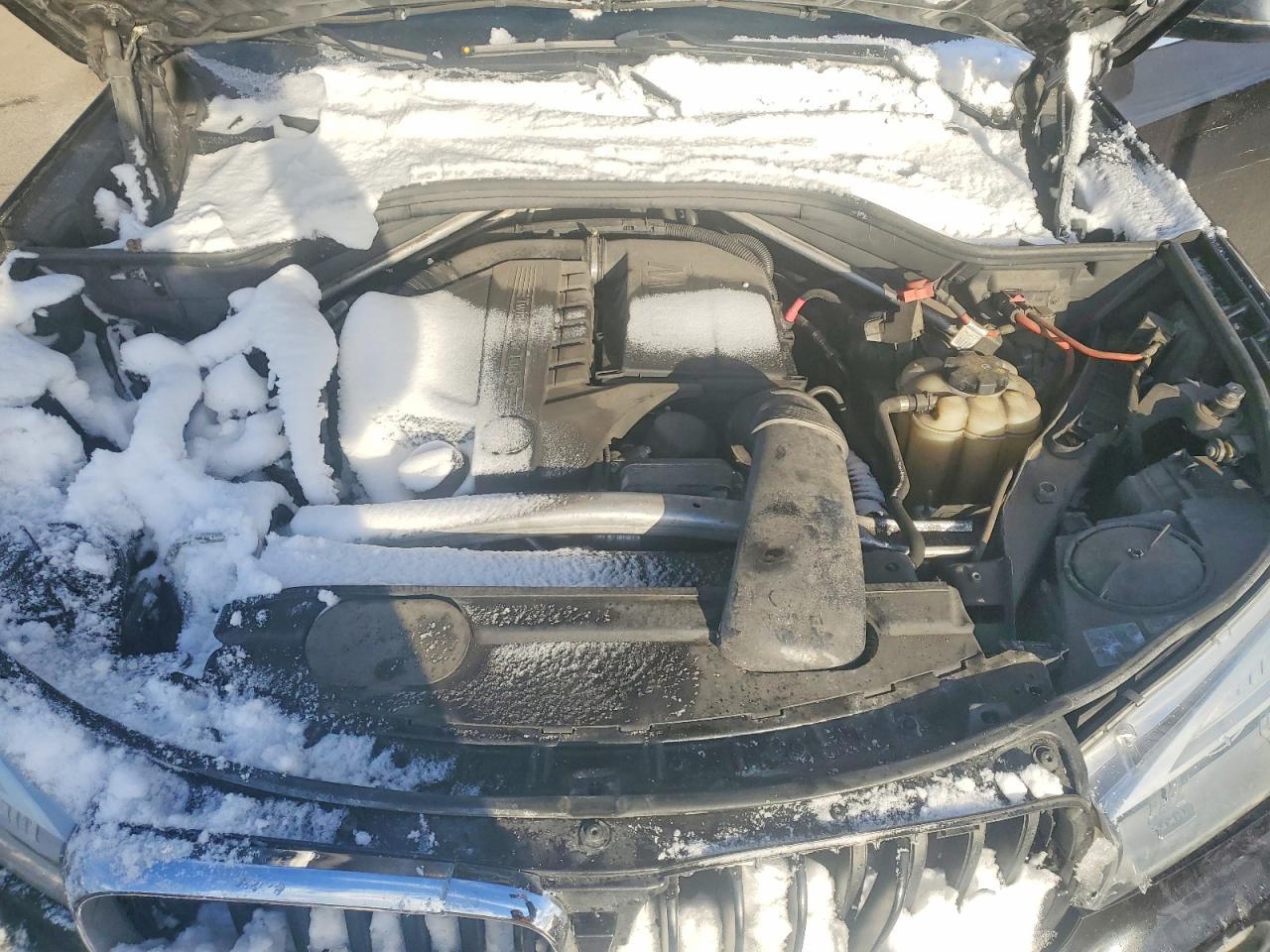 2016 BMW X5 xDrive35I - zdjęcie 12