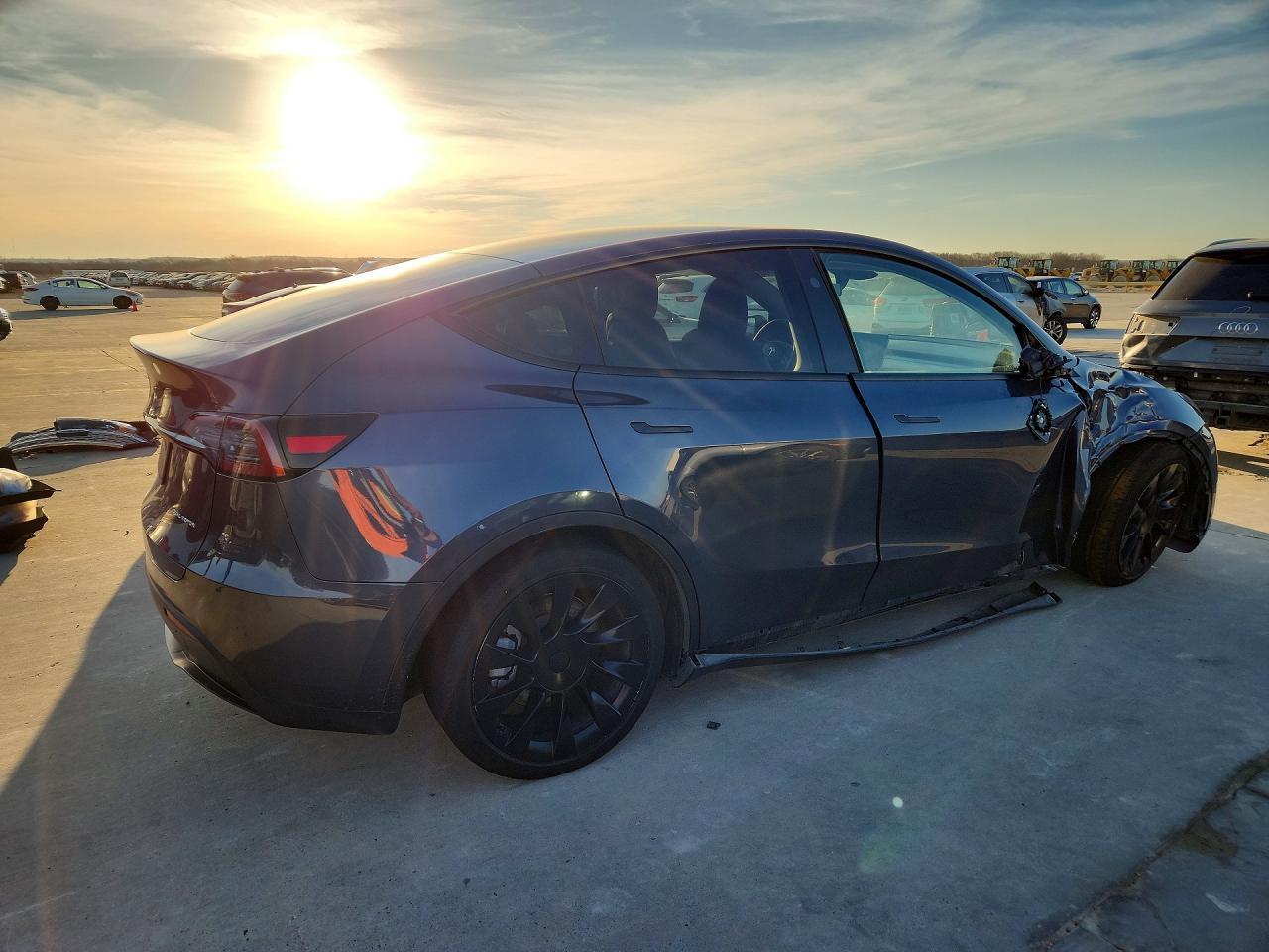 2023 Tesla Model Y - zdjęcie 3