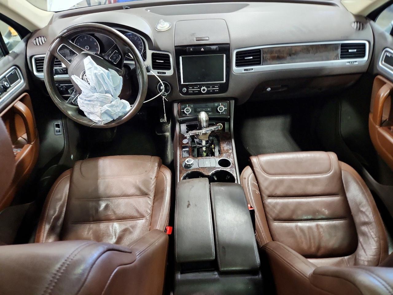 2014 Volkswagen Touareg V6 - zdjęcie 8