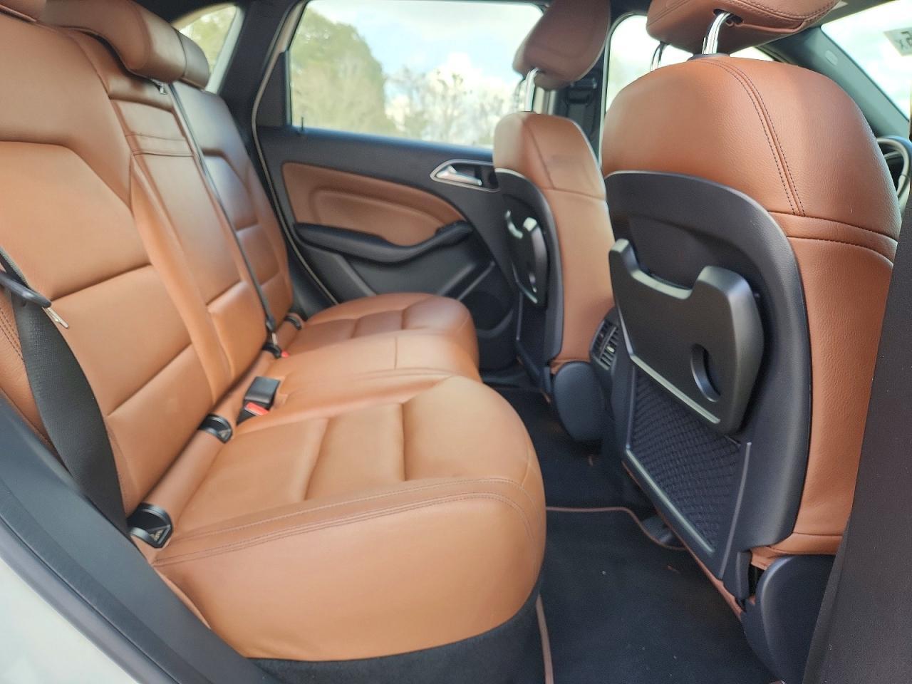 2016 Mercedes-Benz B 250E - zdjęcie 10