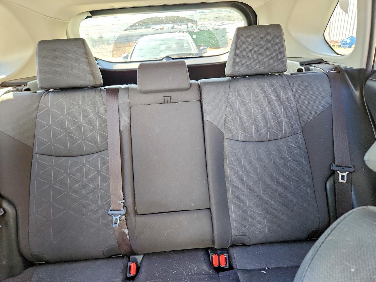 2019 Toyota Rav4 Xle - zdjęcie 10