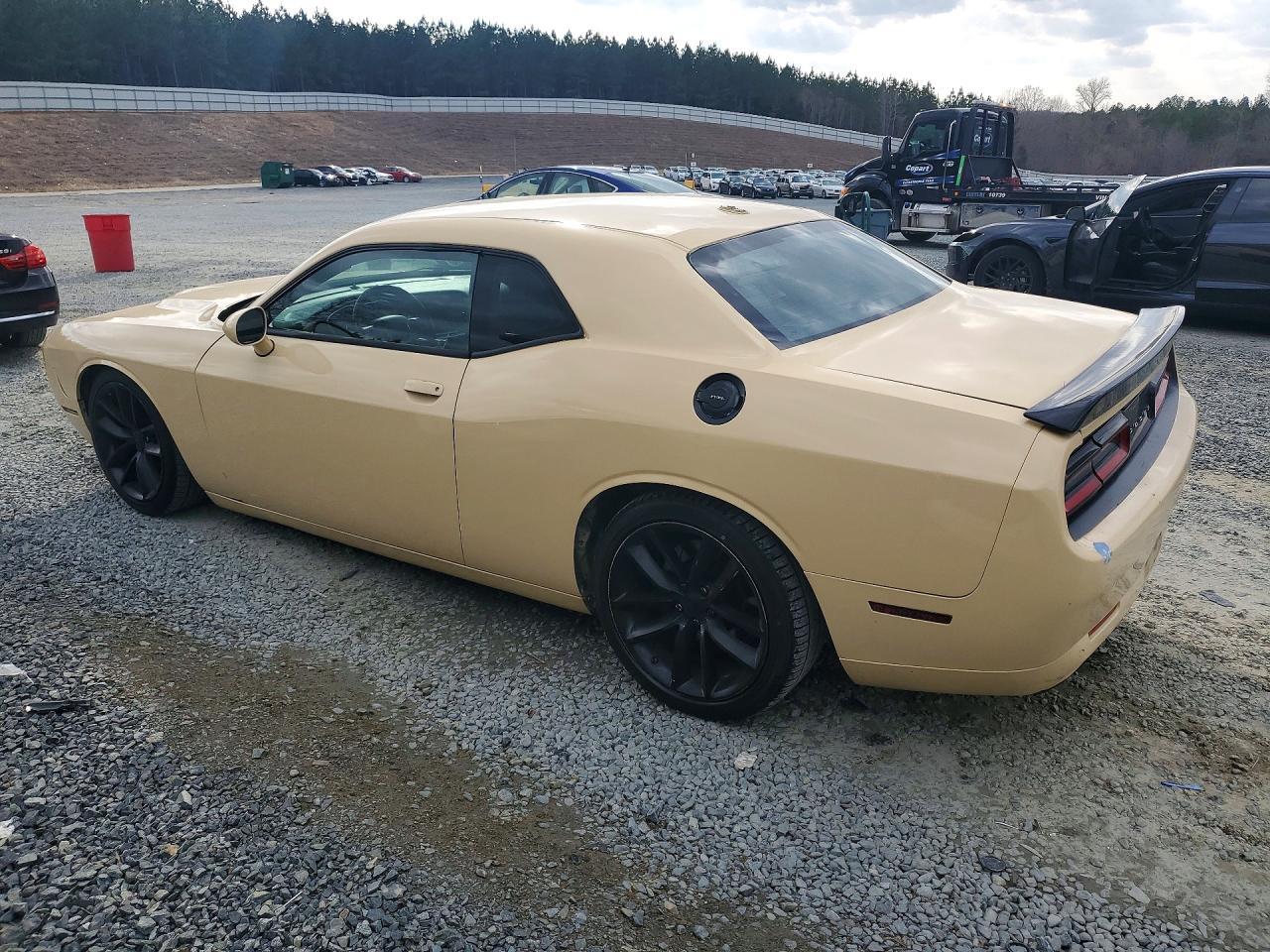 2016 Dodge Challenger R/T Scat Pack - zdjęcie 2