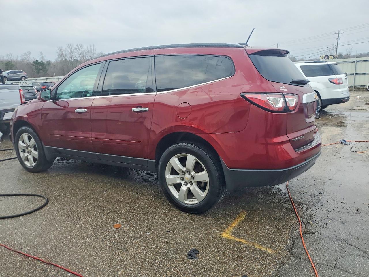 2017 Chevrolet Traverse Lt - zdjęcie 2