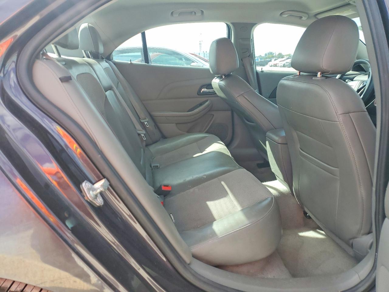 2015 Chevrolet Malibu 1Lt - zdjęcie 10