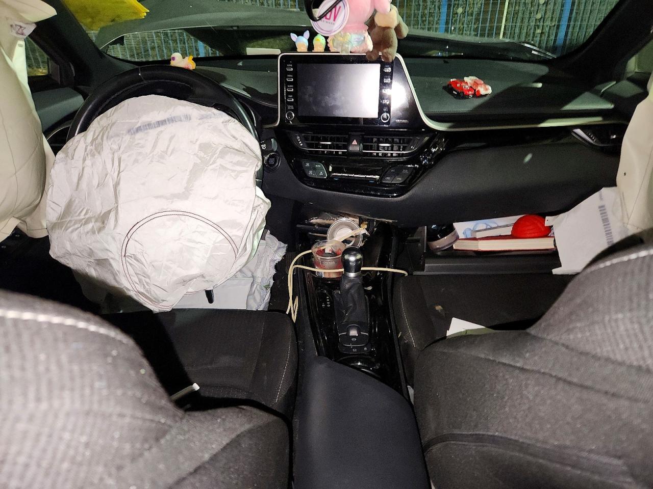 2019 Toyota C-Hr Xle - zdjęcie 8