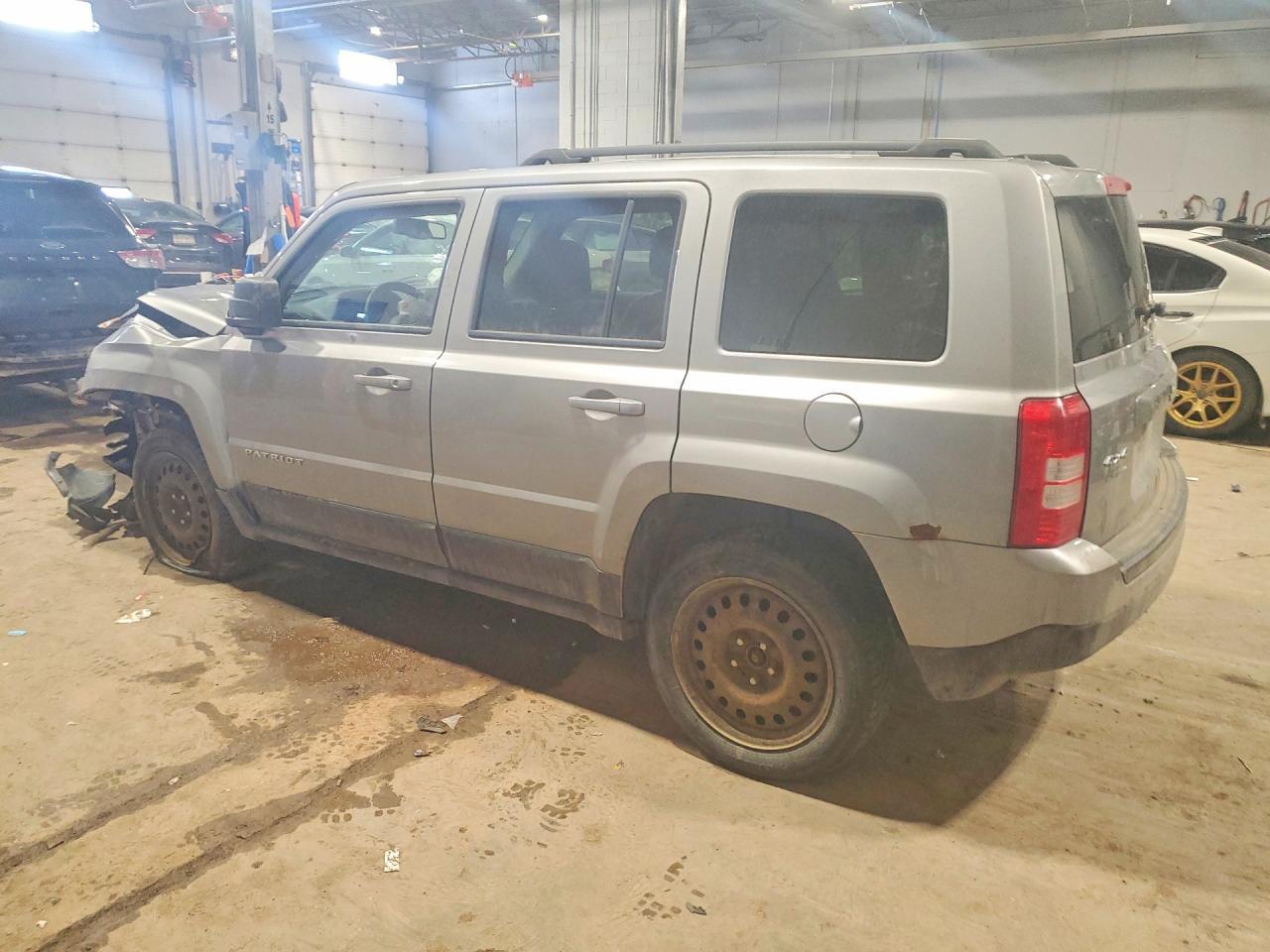 2015 Jeep Patriot - zdjęcie 2