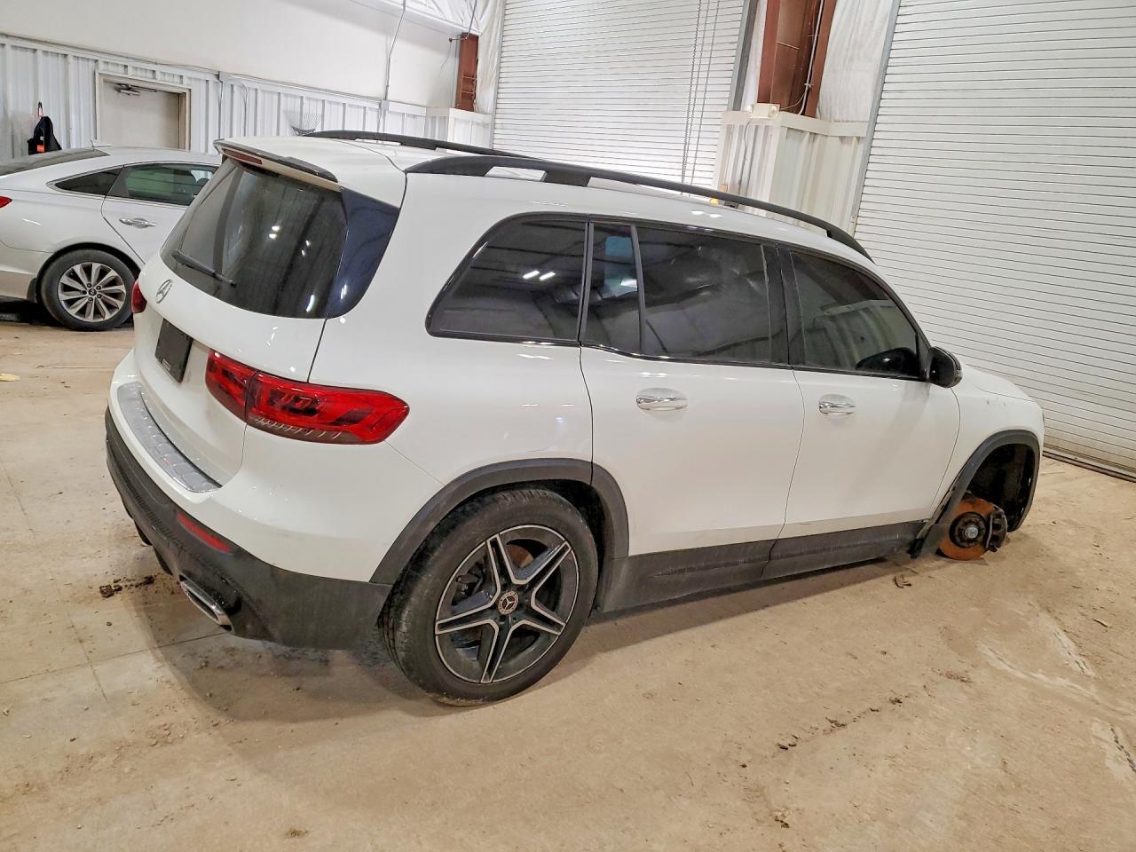 2021 Mercedes-Benz Glb 250 4Matic - zdjęcie 3