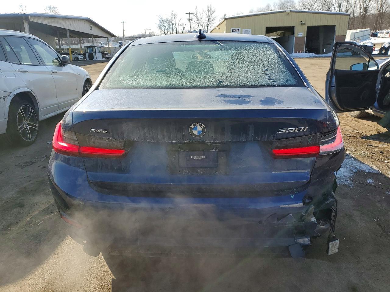 2020 BMW Seria 3 330i - zdjęcie 6